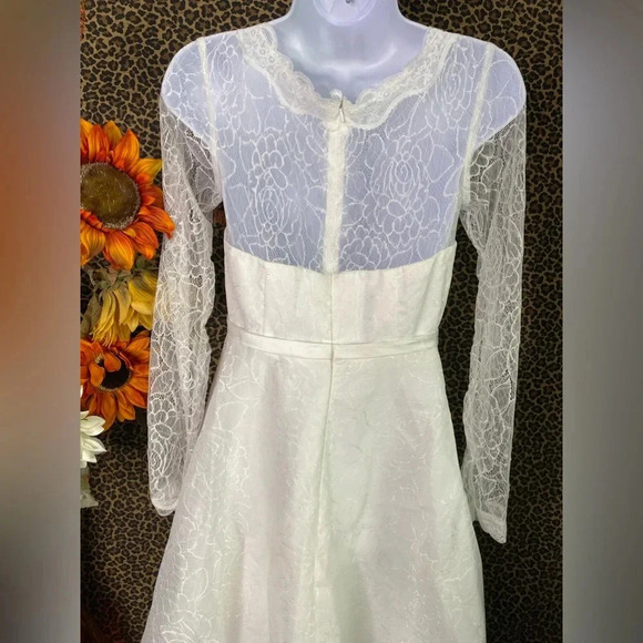 🦋B2G1🦋UNIQUE VINTAGE White 1950’s Style Madeline Wedding Bridal Dress NWT - Picture 10 of 16